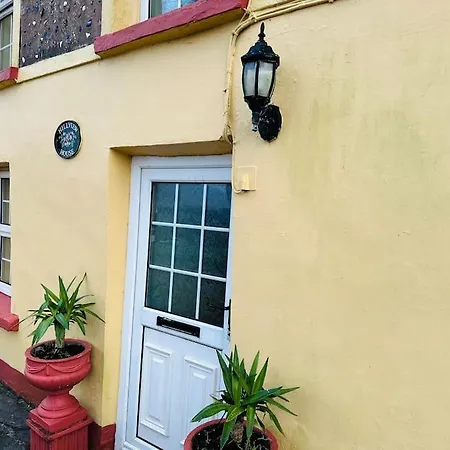 Holiday home Hillview House, *
