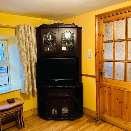 Hillview House, Holiday home