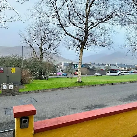 Hillview House, Holiday home